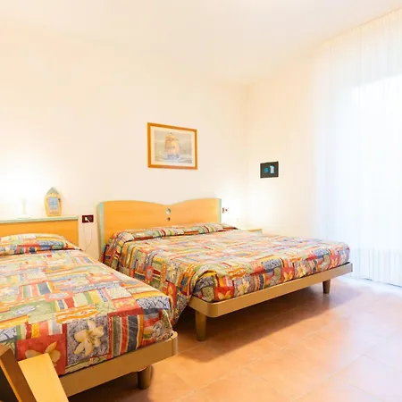 Villaggio Lido Del Sole *