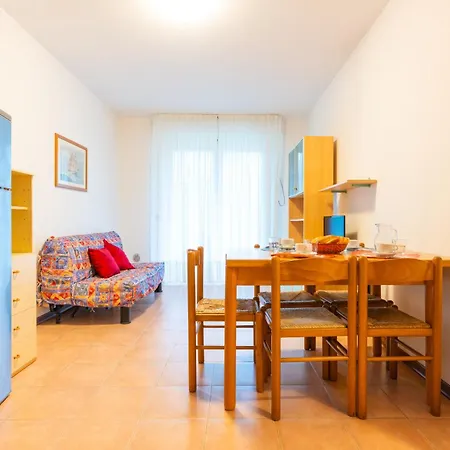 شقة Villaggio Lido Del Sole بيبيوني